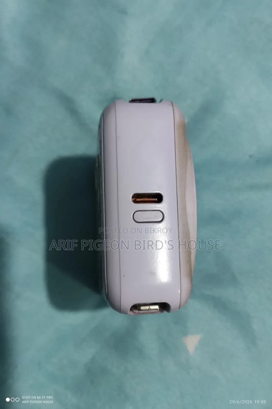 Power Bank (Wireless Fast Charging)