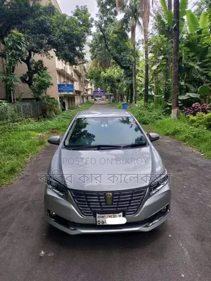 Toyota Premio 2017 Silver