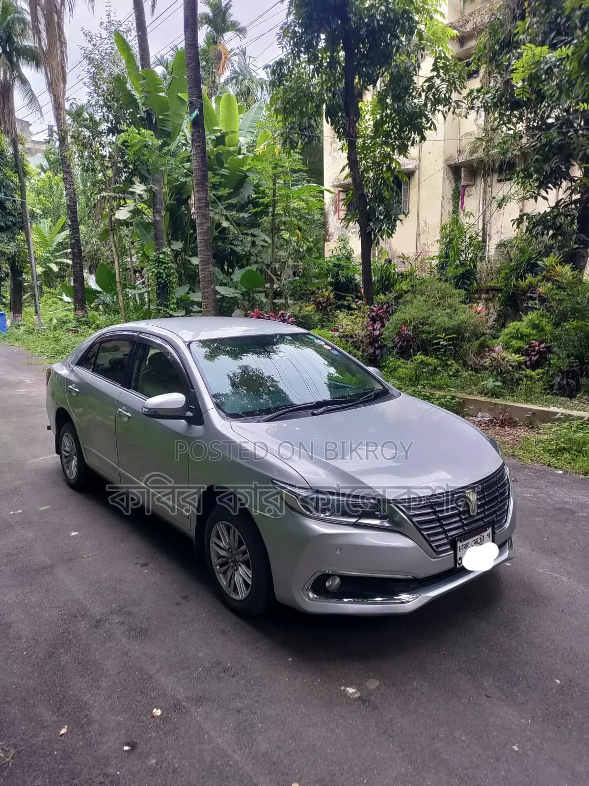 Toyota Premio 2017 Silver
