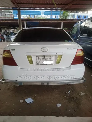 Toyota Corolla 2004 White