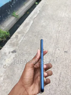 Vivo Y21d 128 GB Blue