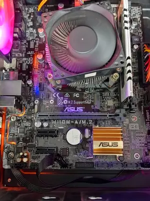 Desktop Computer 4GB Intel Core i5 SSD 128GB