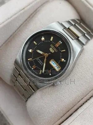 Seiko 5 Automatic Watch