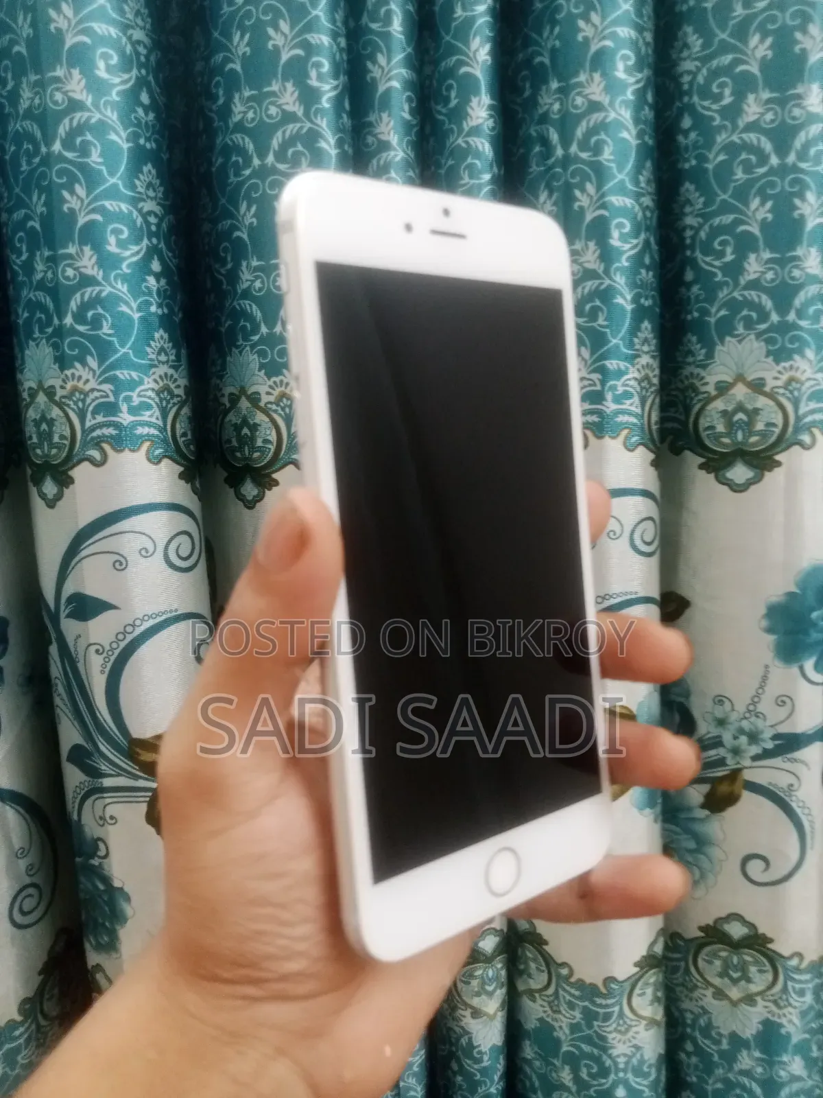 অ্যাপল আইফোন ৬ প্লাস ৬৪ জিবি হোয়াইট