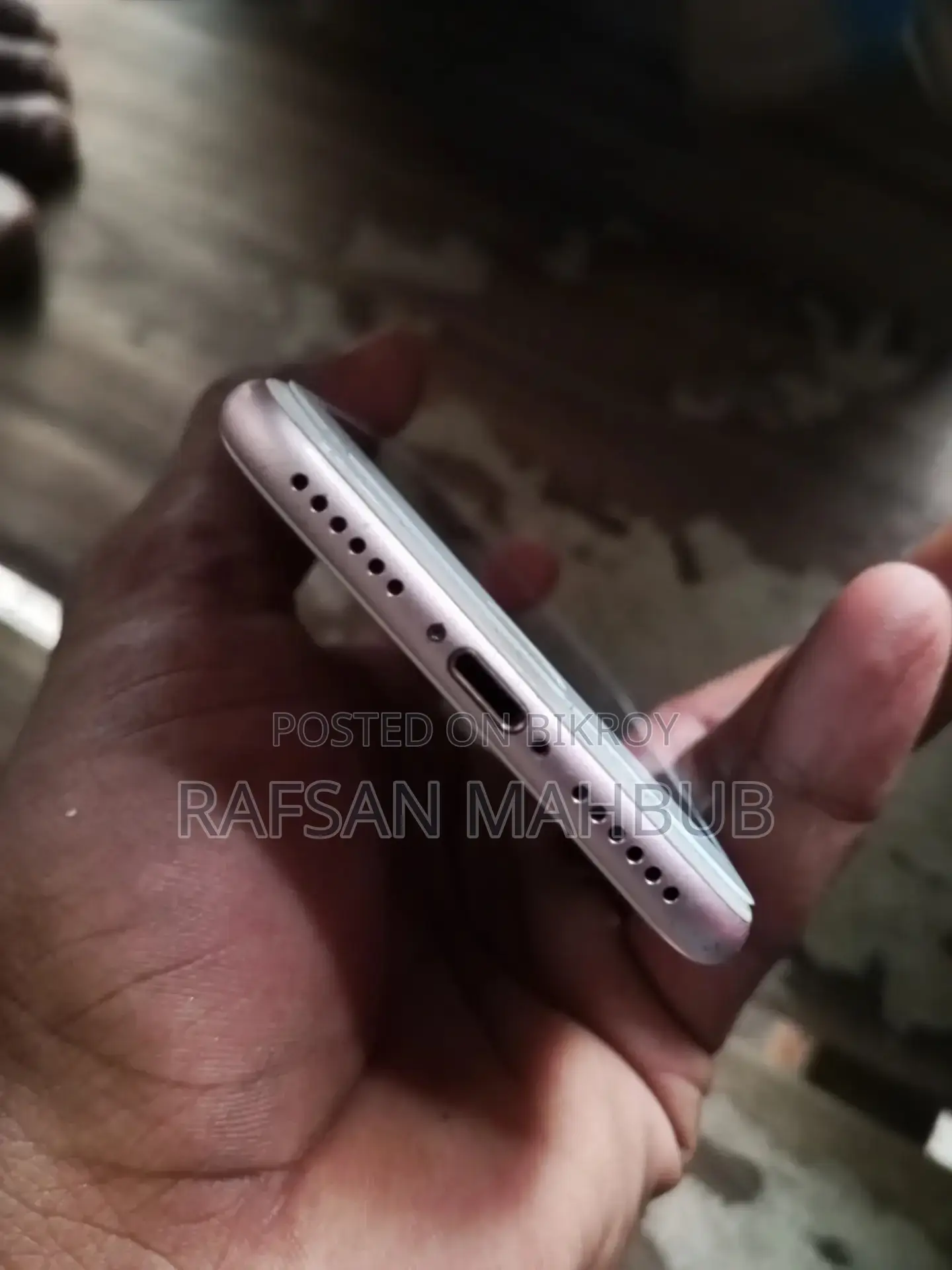 অ্যাপল আইফোন ৭ ১২৮ জিবি গোল্ড