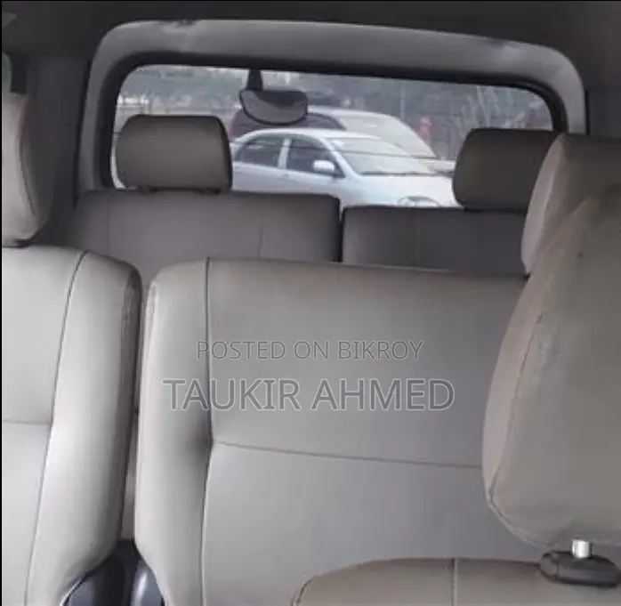Toyota TownAce 2012 Silver