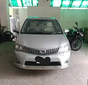 টয়োটা এক্সিও ২০১৩ সিলভার