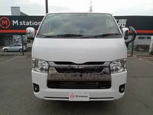 Toyota HiAce 2021 Pearl