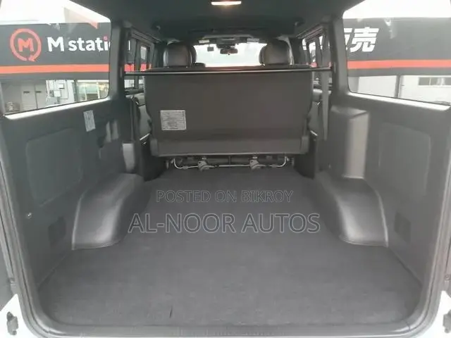Toyota HiAce 2021 Pearl