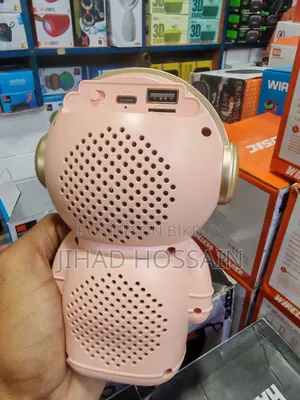 We sell wholesale and retail, please contact via WhatsApp