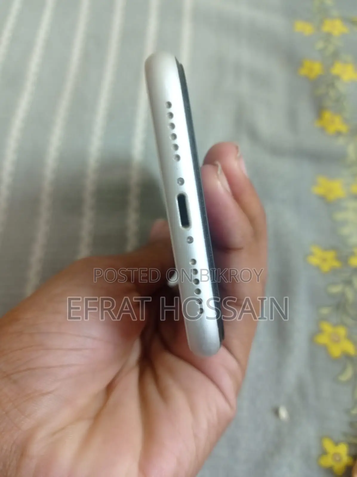 Apple iPhone XR 64 GB White