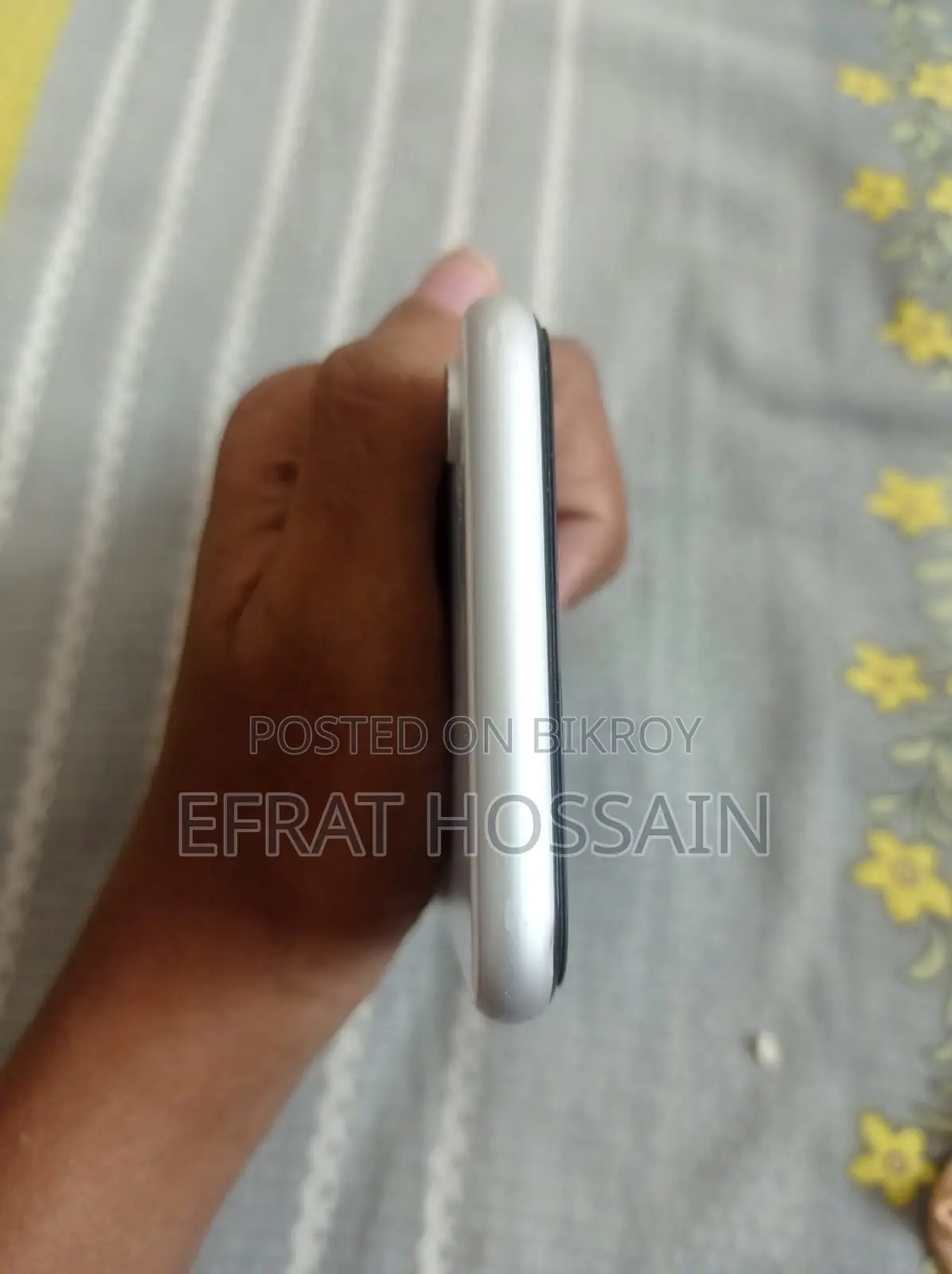 Apple iPhone XR 64 GB White