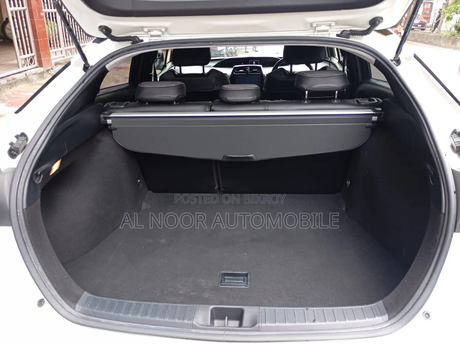 Toyota Noah 2021 Blue