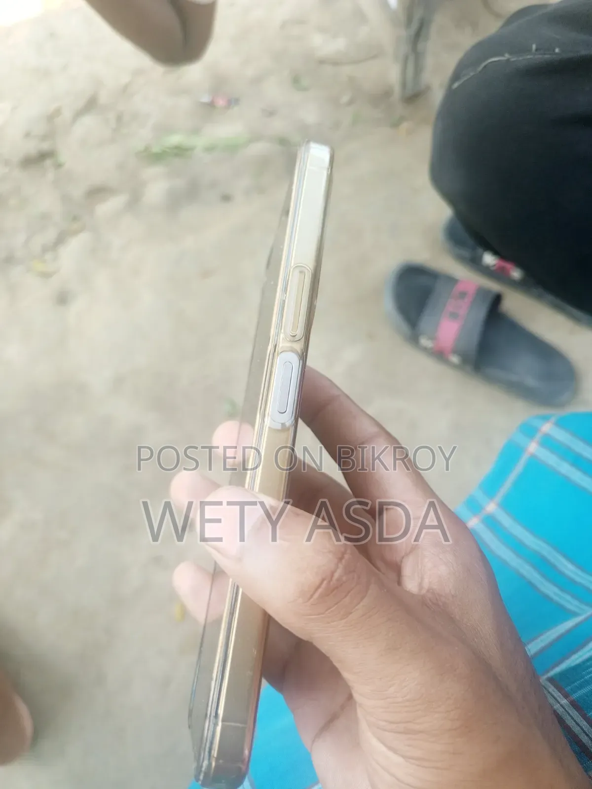 Vivo Y04 64 GB Silver
