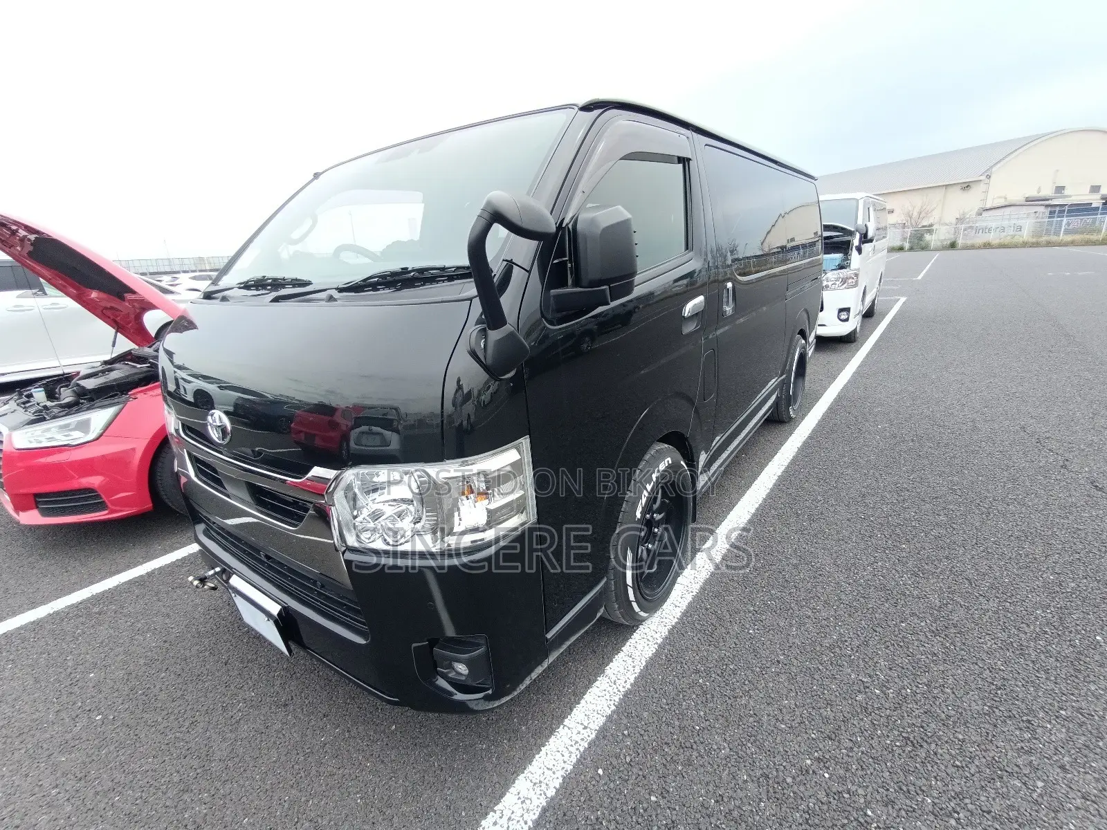 Toyota HiAce 2023 Black