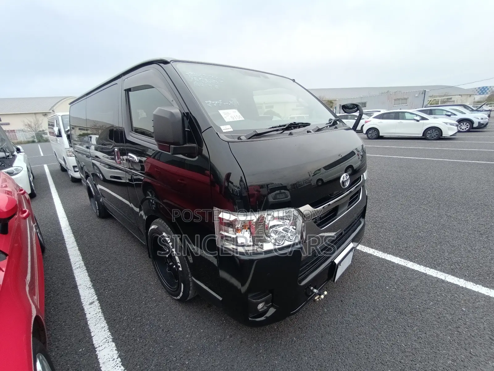 Toyota HiAce 2023 Black