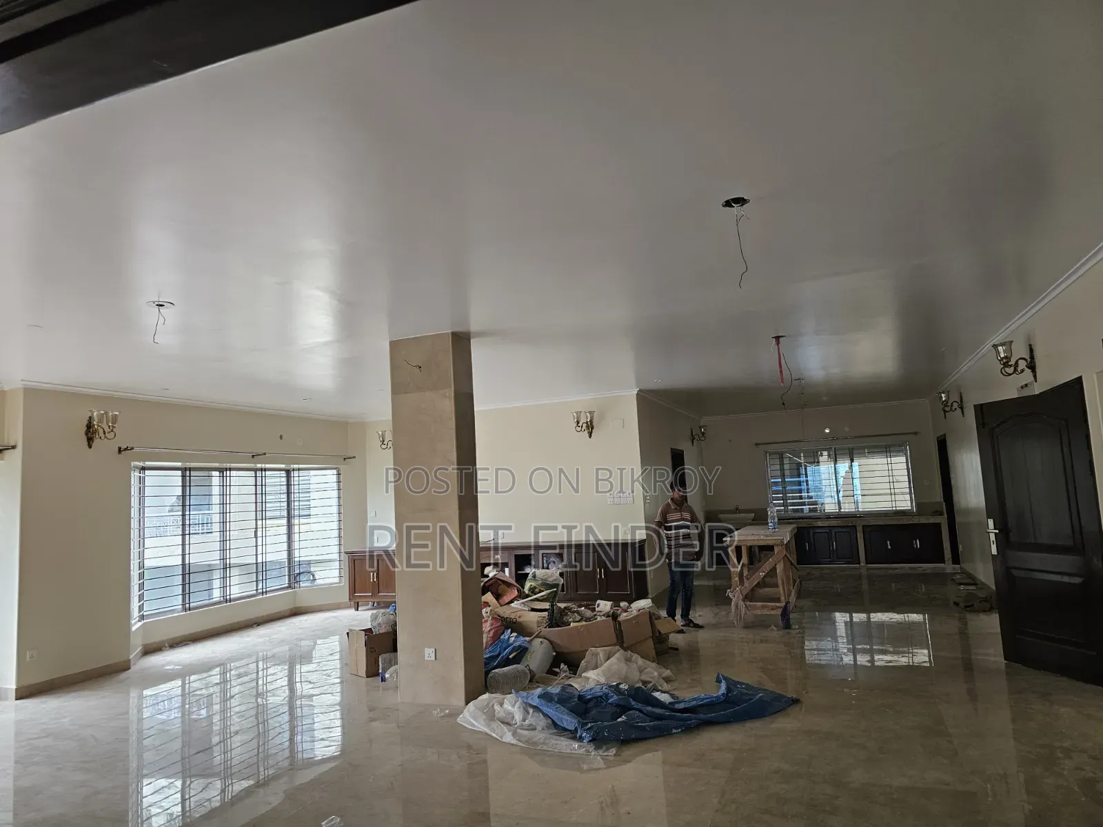 4-bedroom Apartment in Gulshan for Rent