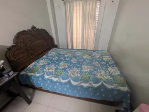 6x7 size bed for sale.