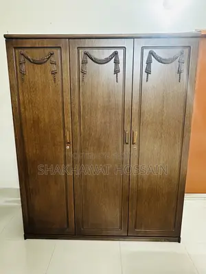 Hatil 3-Part Cabinet