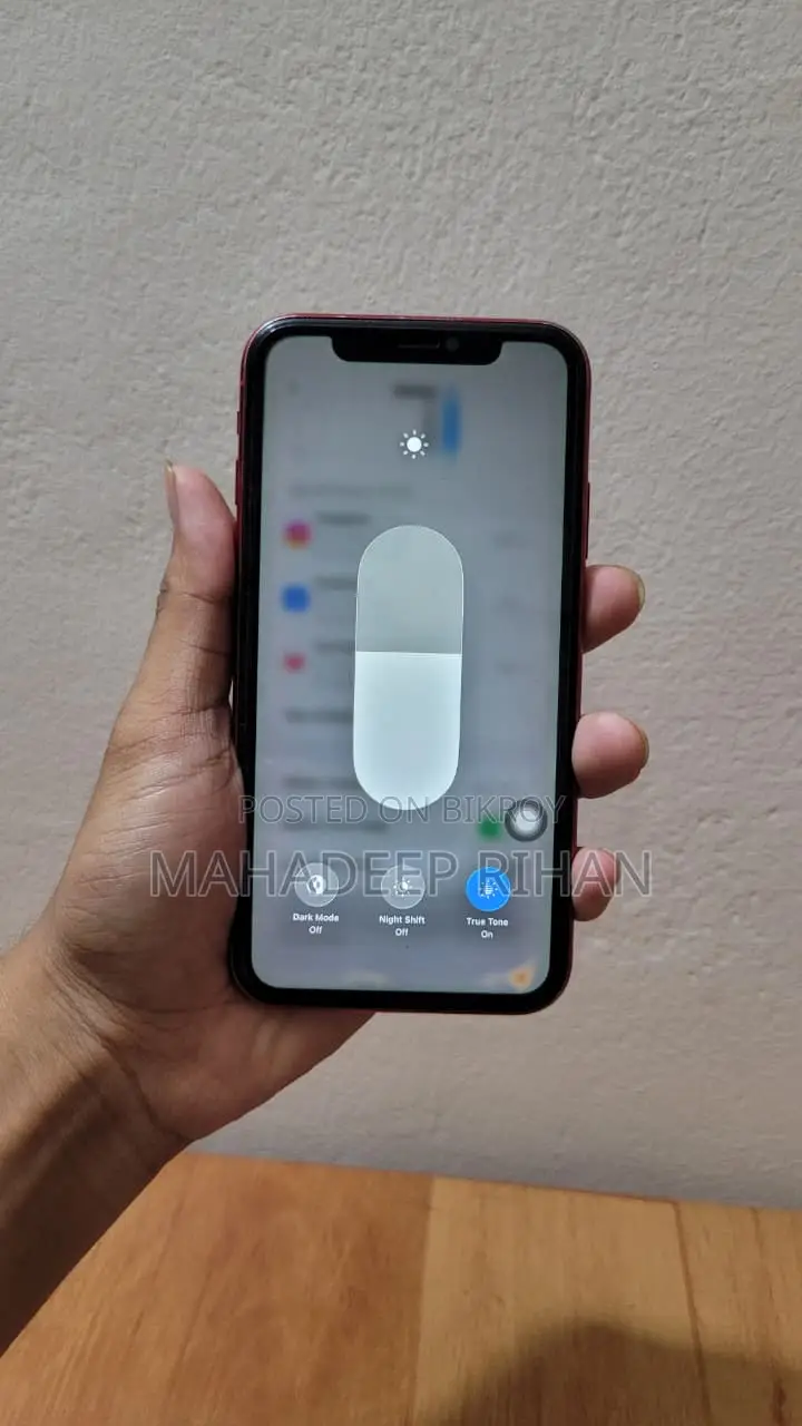 Apple iPhone 11 64 GB Red