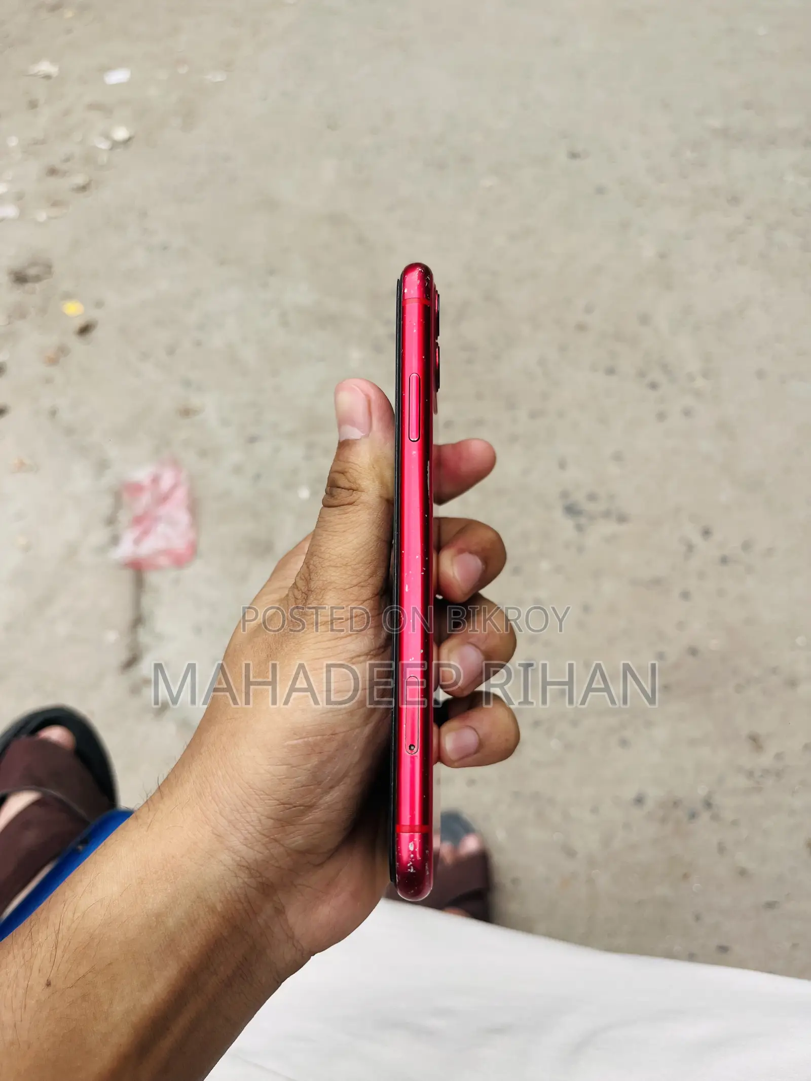 Apple iPhone 11 64 GB Red