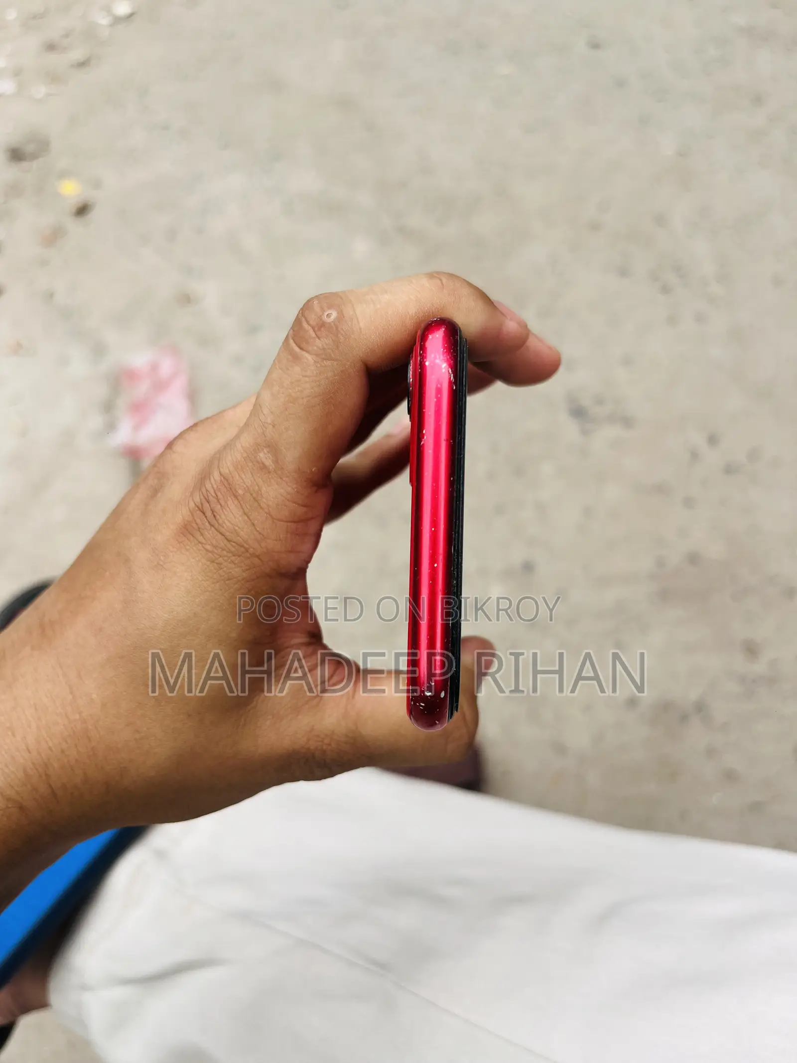 Apple iPhone 11 64 GB Red