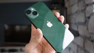 Apple iPhone 13 128 GB Green