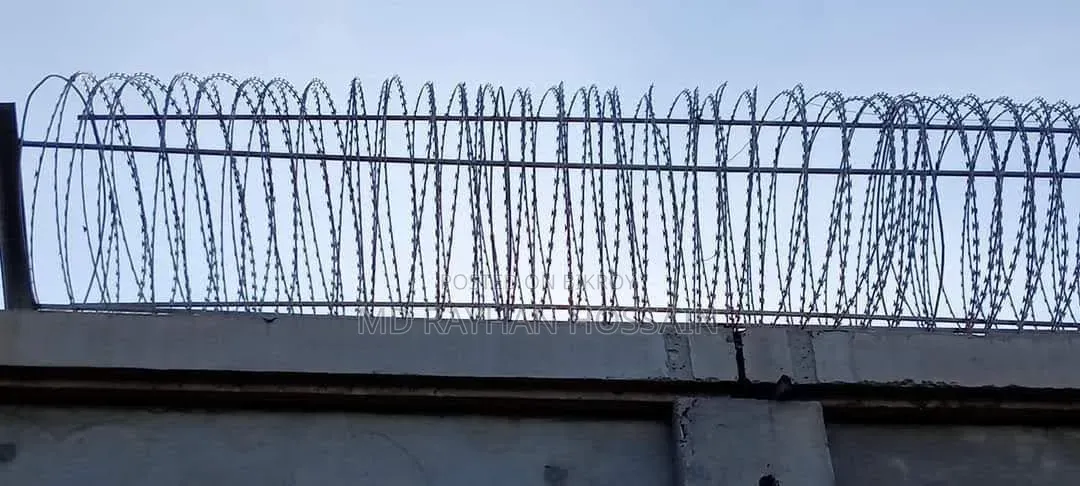 Rezor Barbed Wire