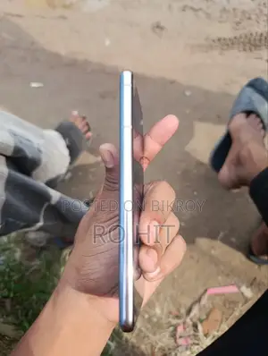 স্যামসাং গ্যালাক্সি এস২১ ৫জি ২৫৬ জিবি