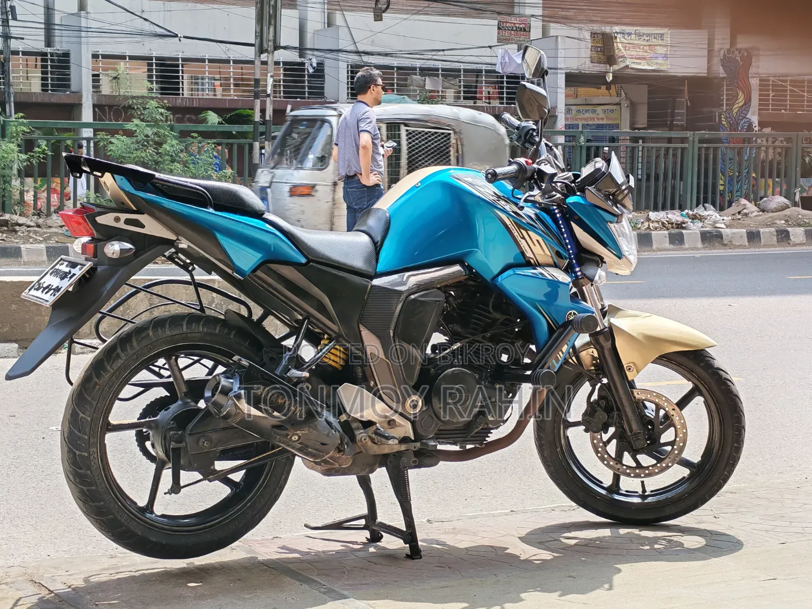 ইয়ামাহা এফজেড ২০১৮ সিলভার