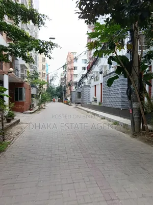 Block-L, 5 Katha Very Close to 300 Feet Road