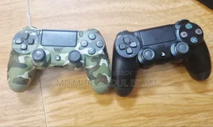 Ps4 Game Console 1TB, 2 Controllers