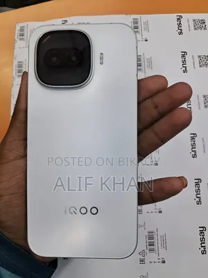 নতুন iQOO ২৫৬ জিবি সাদা