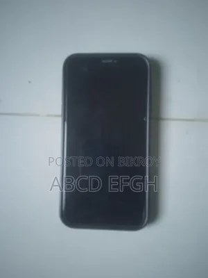 Apple iPhone XR 128 GB White