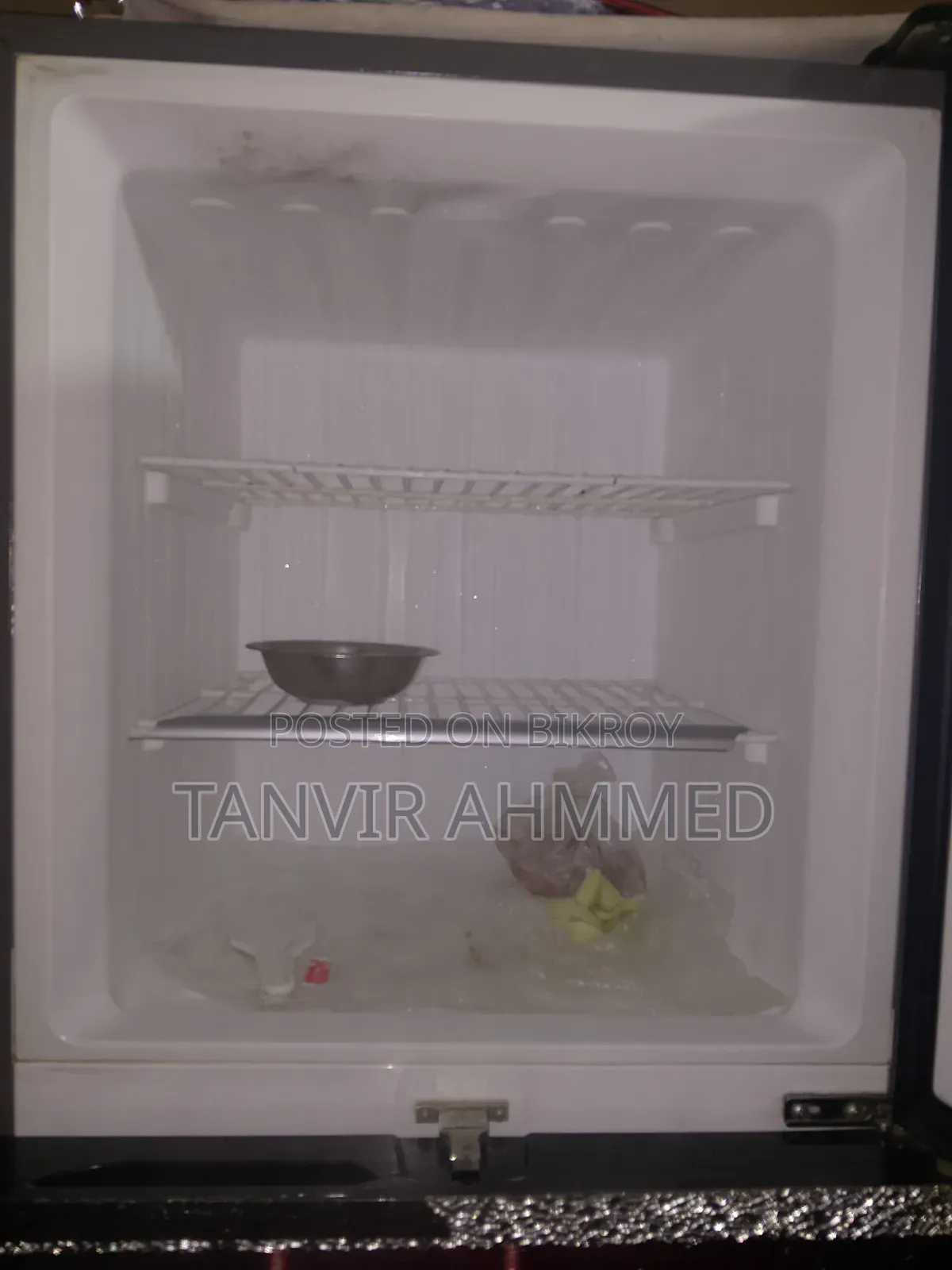 ফুল ফ্রেশ একটি ফ্রিজ বিক্রি