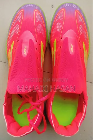 Turf Shoes / Turf