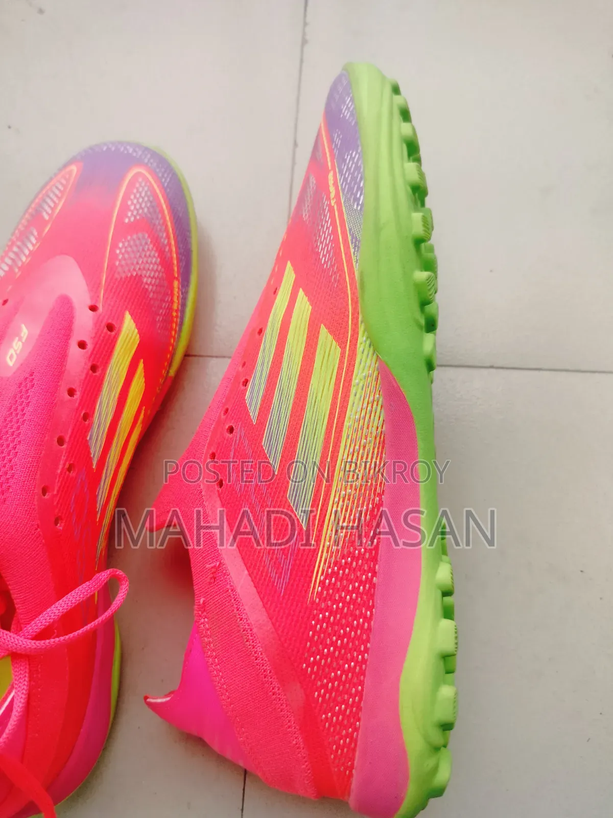 Turf Shoes / Turf