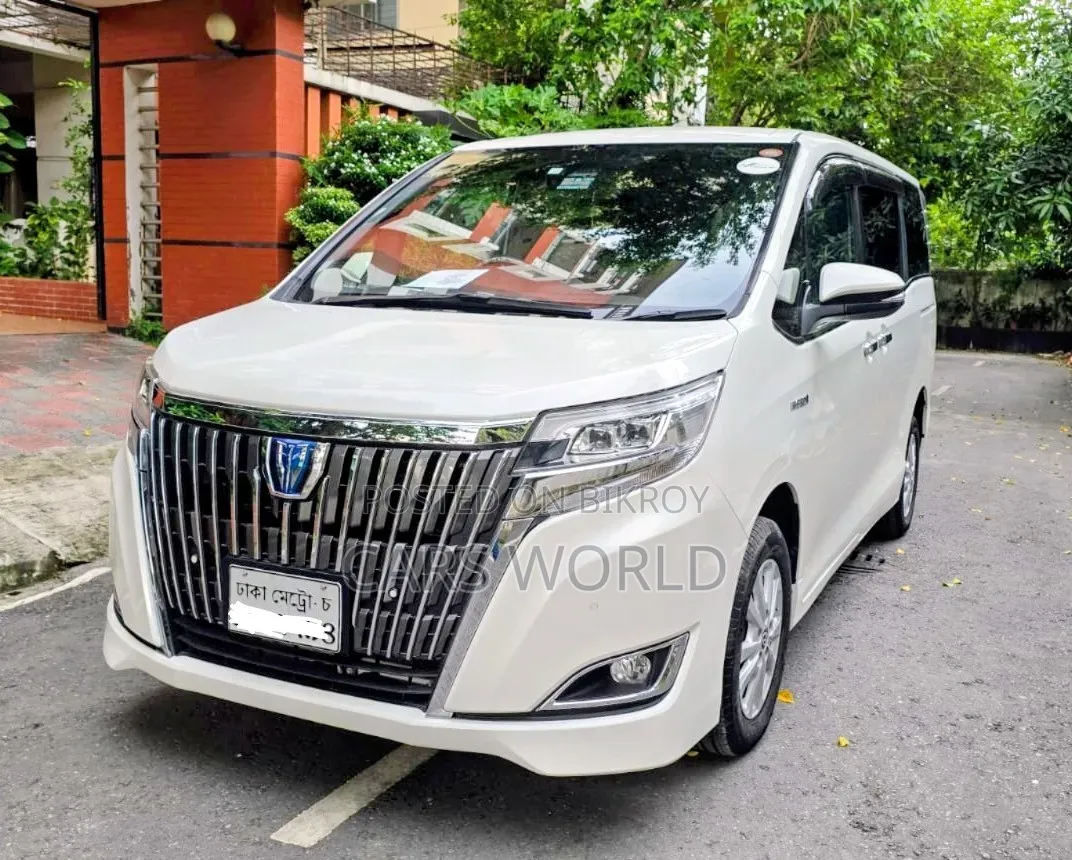 Toyota Esquire 2019 White