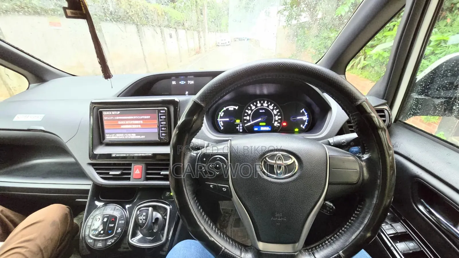Toyota Esquire 2019 White