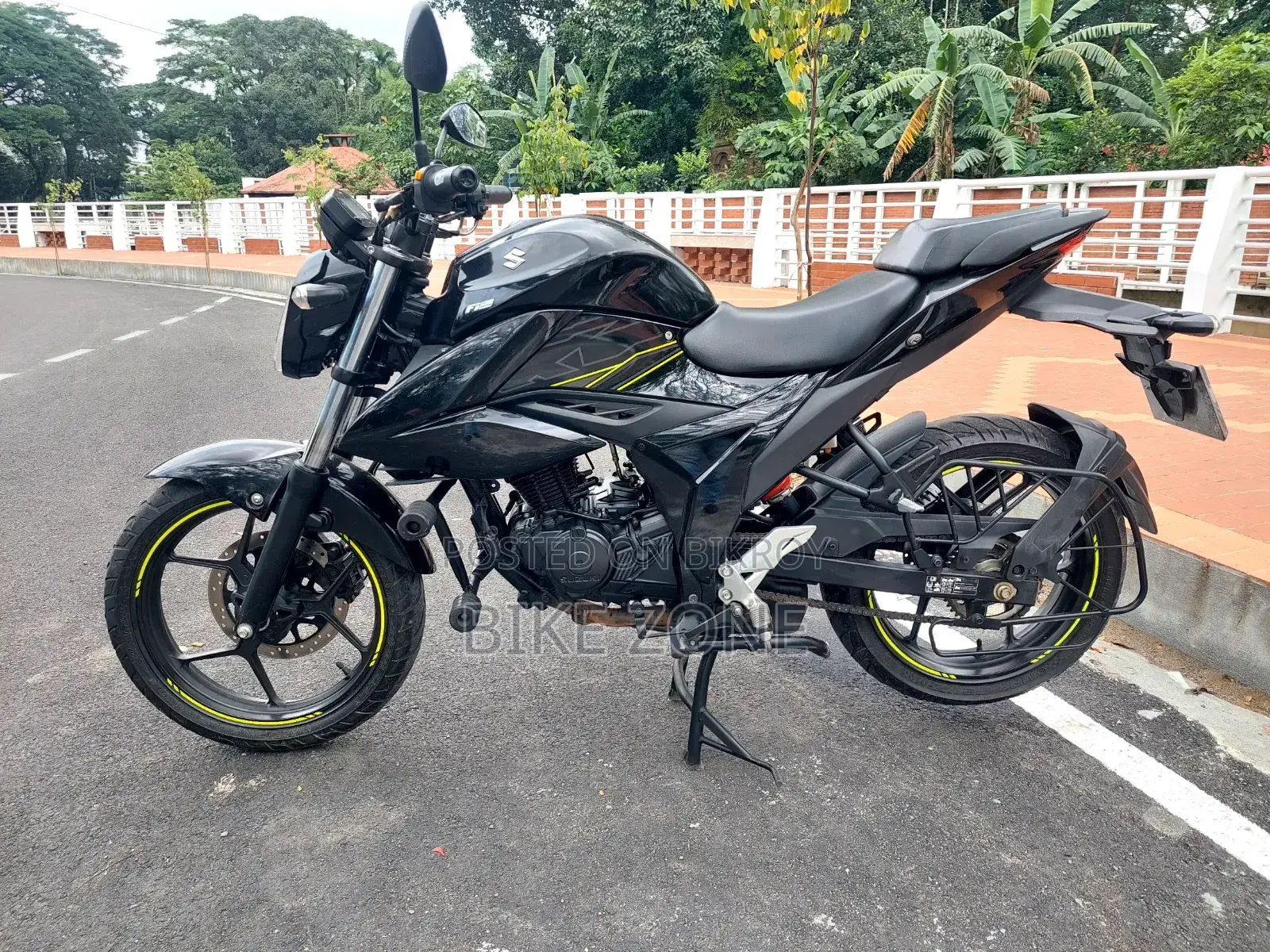 Suzuki Gixxer Fi ABS 2023 Black
