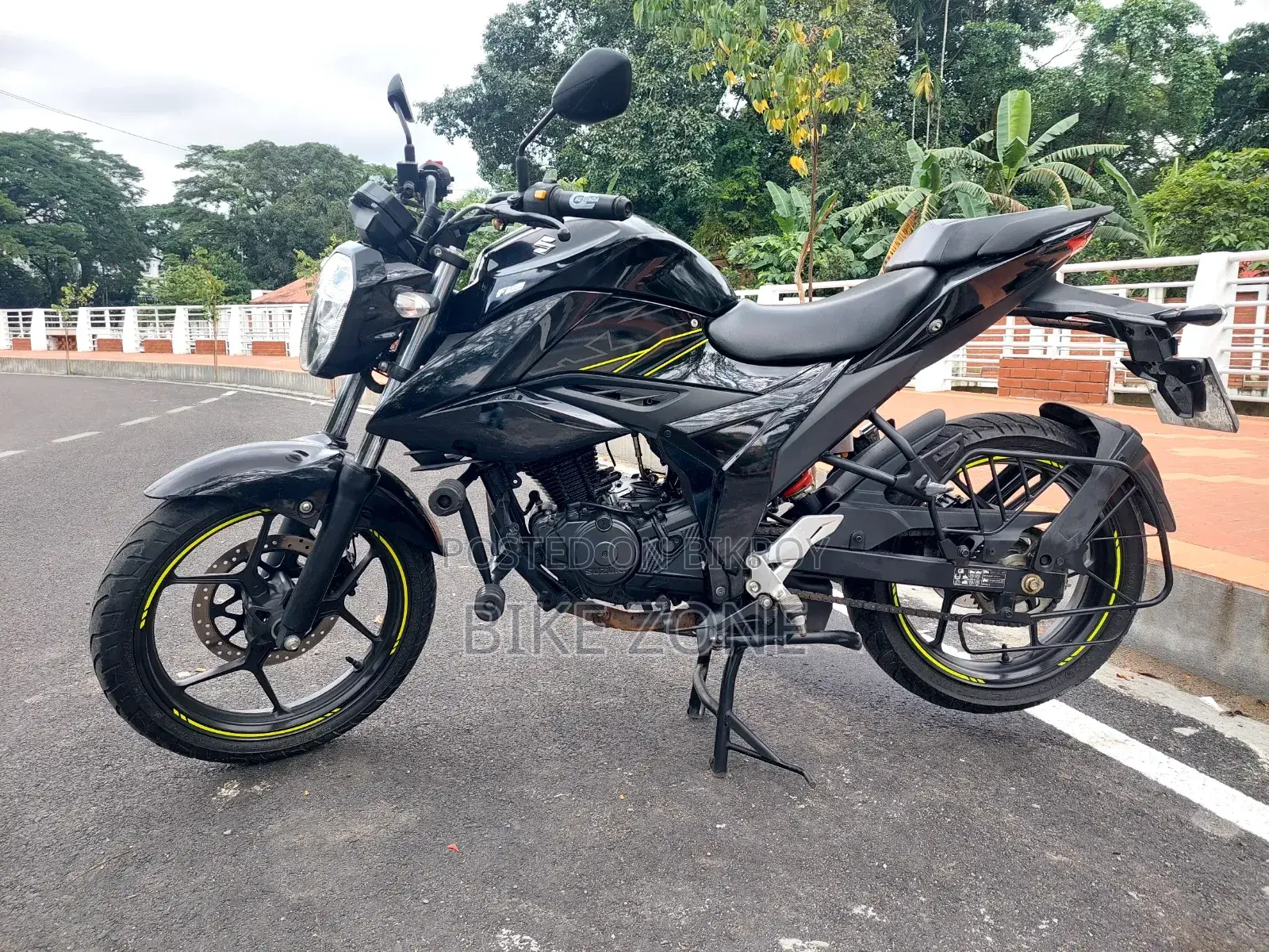 Suzuki Gixxer Fi ABS 2023 Black