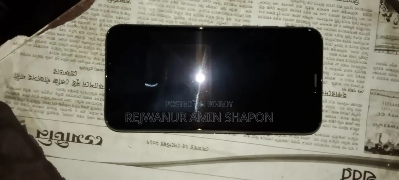 অ্যাপল আইফোন এক্স ৬৪ জিবি কালো