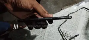 অ্যাপল আইফোন এক্স ৬৪ জিবি কালো