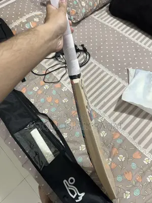 Kokabura Cricket Bat