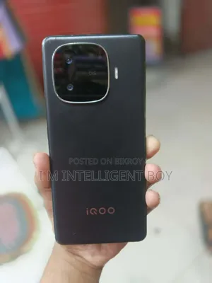 iQOO 256 GB Black