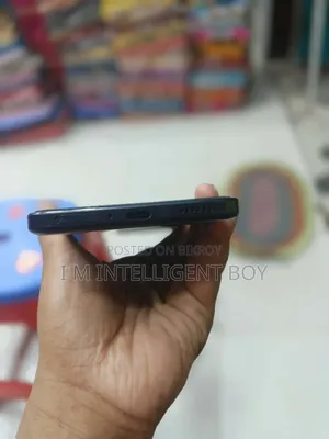 iQOO 256 GB Black