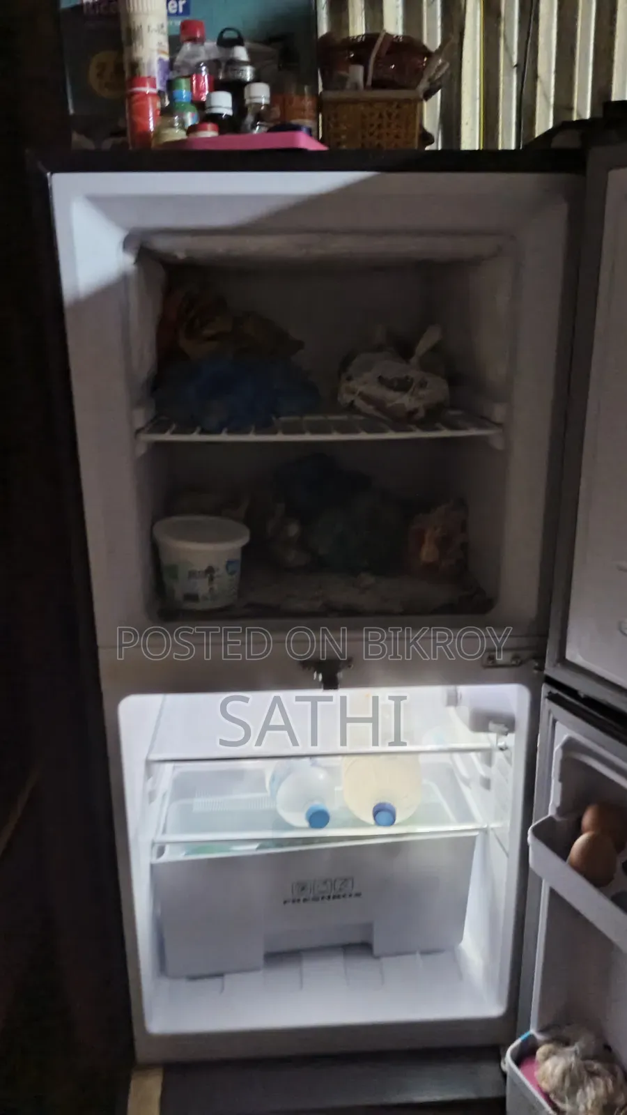 Refrigerator