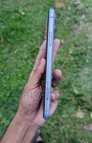 Apple iPhone 11 64 GB Purple