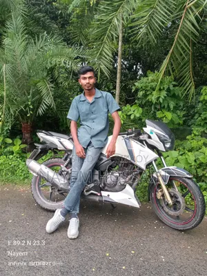 TVS Apache RTR 160 2V 2015 White