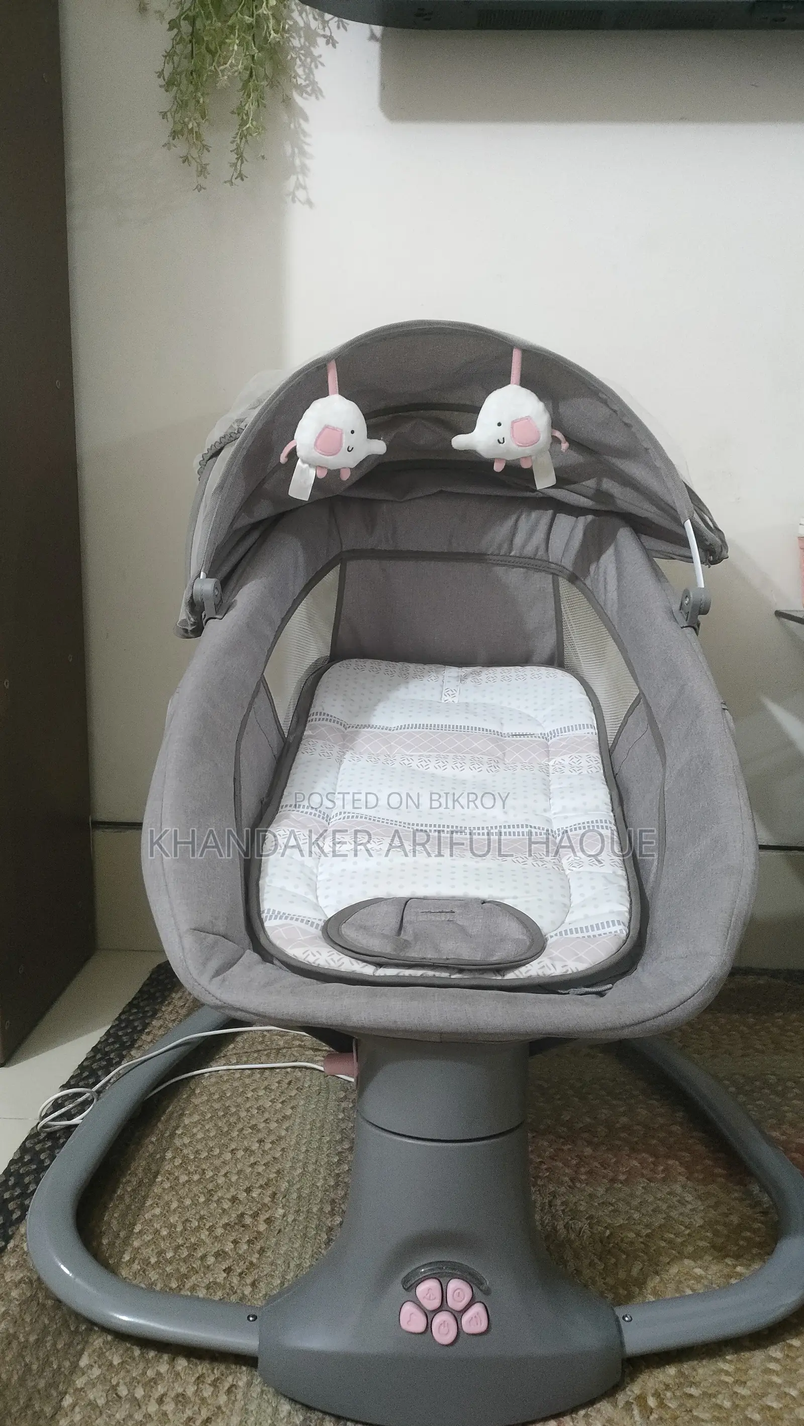 Mastela Deluxe Multi-Functional Bassinet